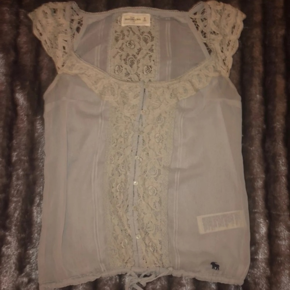 Abercrombie Layer Laced Sleeve Top